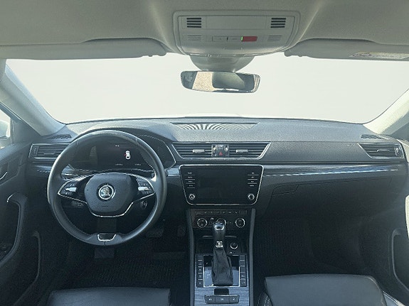 Skoda Superb 7 of 19