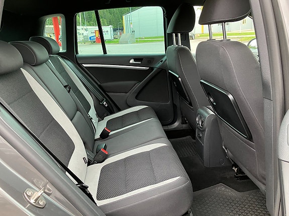 Volkswagen Tiguan 18 of 19