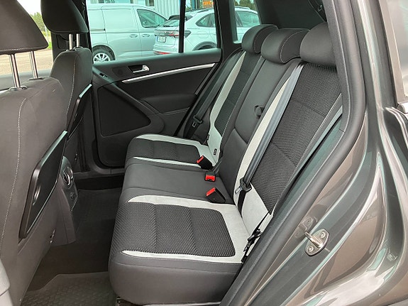 Volkswagen Tiguan 15 of 19