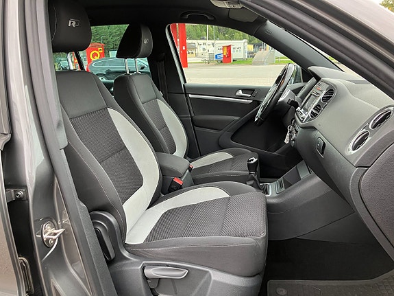 Volkswagen Tiguan 12 of 19