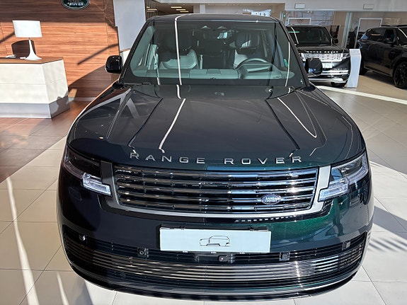 Land Rover Range Rover 2 of 11