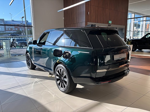 Land Rover Range Rover 4 of 11