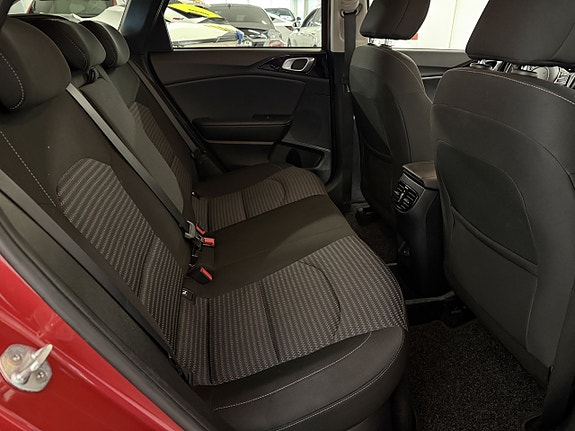 Kia Ceed 13 of 13