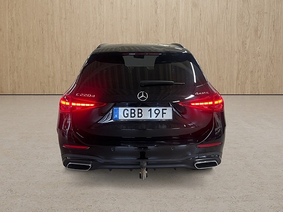 Mercedes-Benz C220 4 of 14