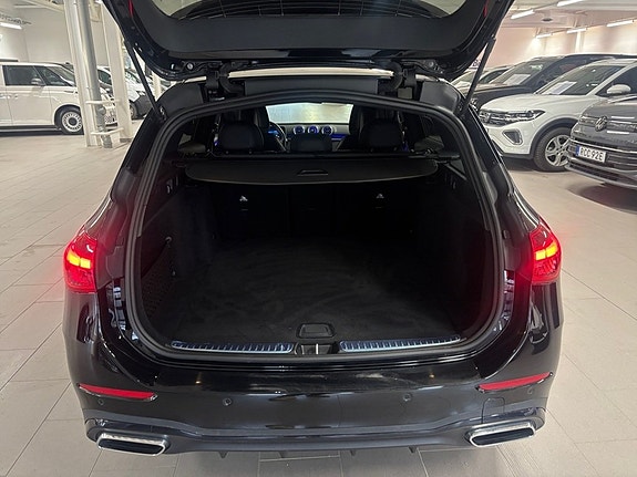 Mercedes-Benz C220 5 of 14