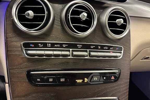 Mercedes-Benz GLC300 d 17 of 17