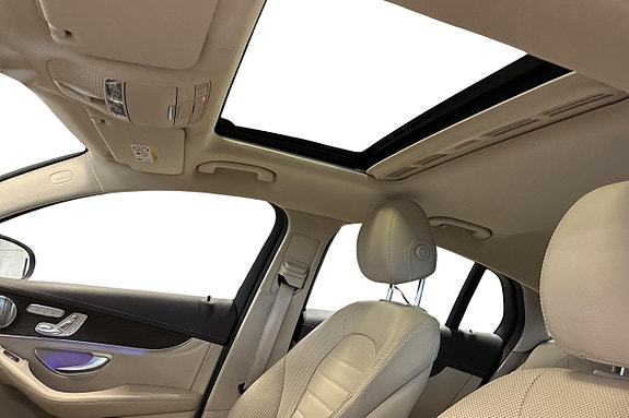 Mercedes-Benz GLC300 d 15 of 17