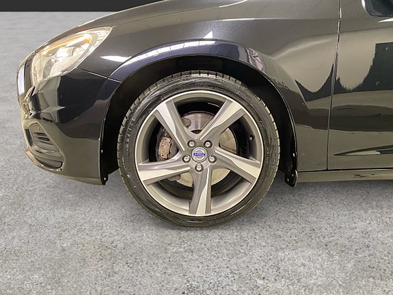 Volvo V60 19 of 19