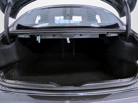 Mercedes-Benz C300 17 of 18