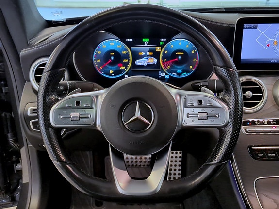 Mercedes-Benz C300 11 of 18