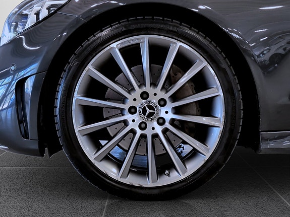 Mercedes-Benz C300 18 of 18