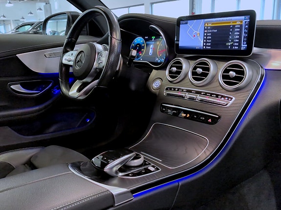 Mercedes-Benz C300 15 of 18