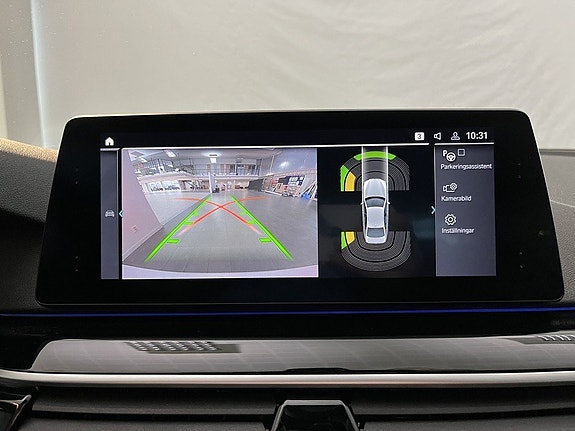 BMW 530e 9 of 14
