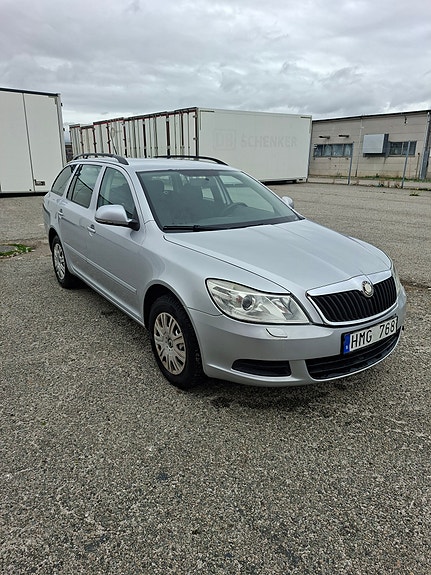 Skoda Octavia 8 of 8