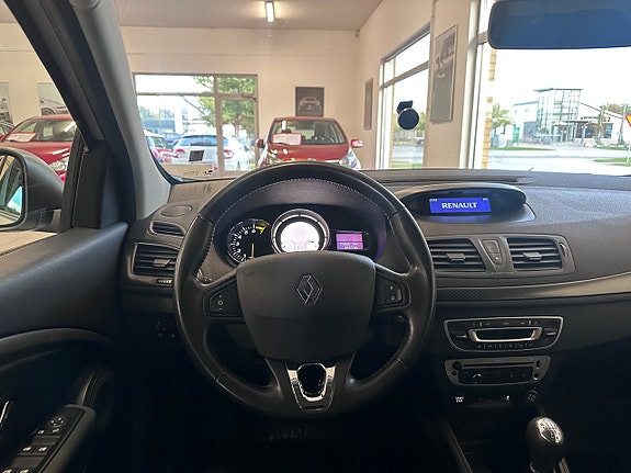 Renault Megane 19 of 19