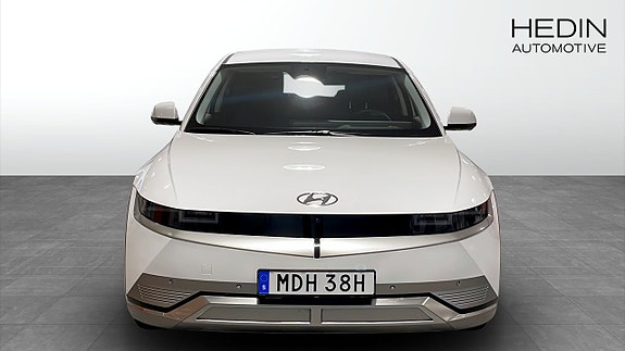 Hyundai Ioniq 5 8 of 12