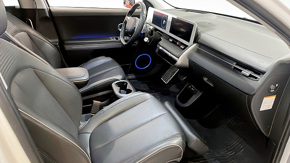 Hyundai Ioniq 5 3 of 12