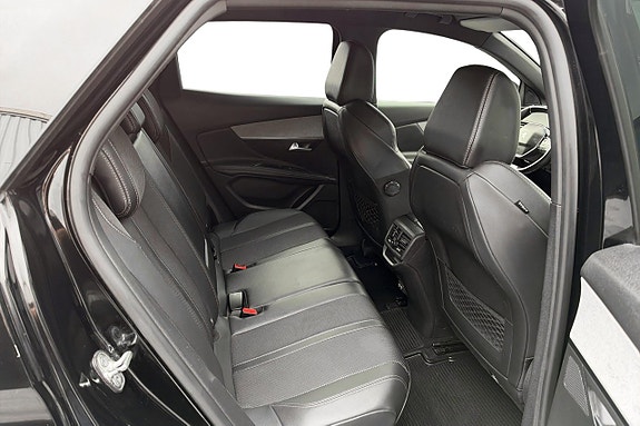 Peugeot 3008 13 of 21