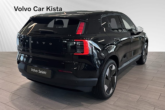 Volvo EX30 5 of 30