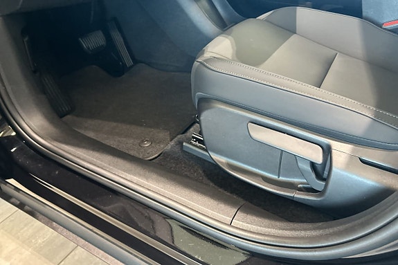 Volvo EX30 20 of 30