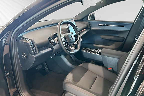 Volvo EX30 7 of 30