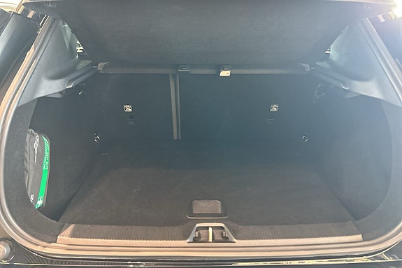 Volvo EX30 13 of 30
