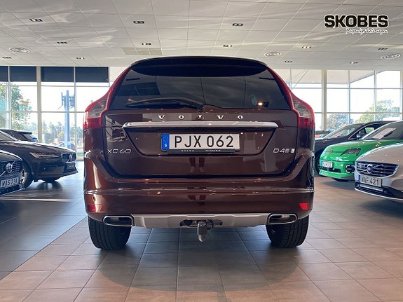 Volvo XC60 5 of 26