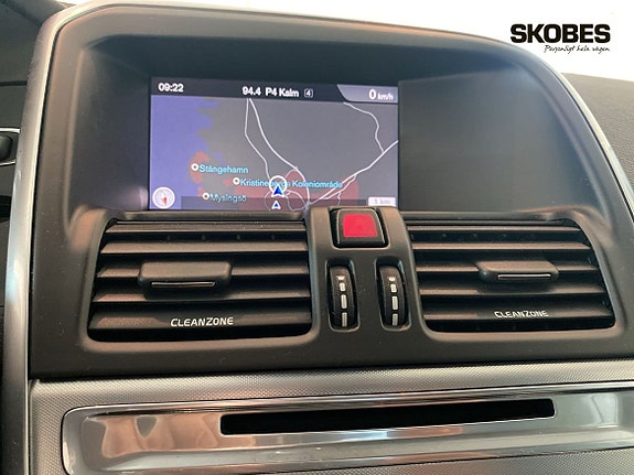 Volvo XC60 13 of 26