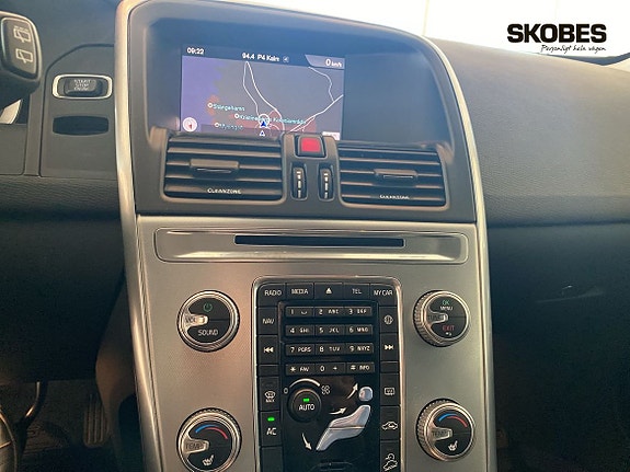 Volvo XC60 11 of 26
