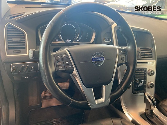 Volvo XC60 20 of 26