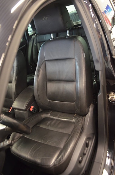 Volkswagen Tiguan 23 of 30
