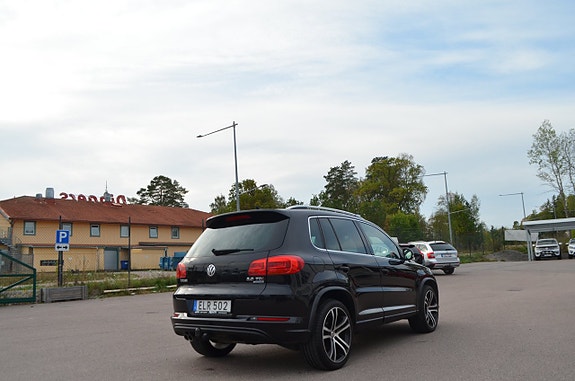 Volkswagen Tiguan 14 of 30
