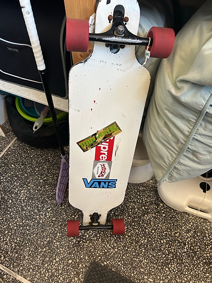 Product image 1 of 3