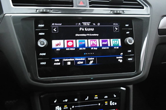 Volkswagen Tiguan 15 of 25