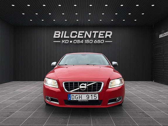 Volvo V70 R-Design 2.5FT 231 ch BVA / 152 430 km / Cuir / Bi-Xénon / Distribution neuve / Sièges chauffants