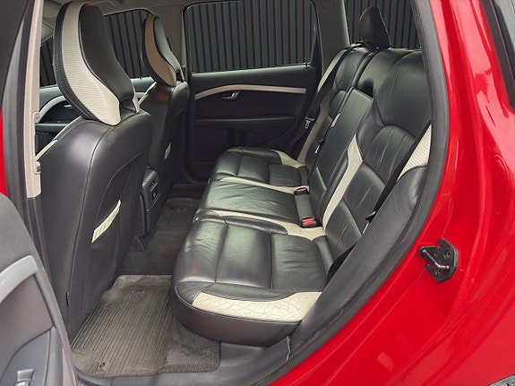 Volvo V70 R-Design 2.5FT 231 ch BVA / 152 430 km / Cuir / Bi-Xénon / Distribution neuve / Sièges chauffants