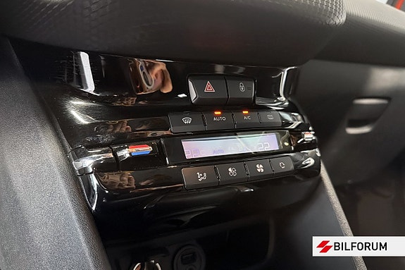 Peugeot 208 9 of 14