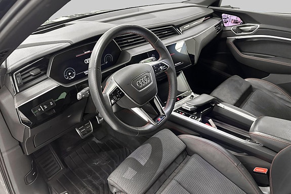 Audi Q8 e-tron 8 of 29