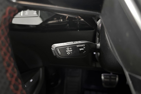 Audi Q8 e-tron 23 of 29