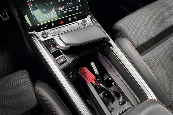 Audi Q8 e-tron 14 of 29