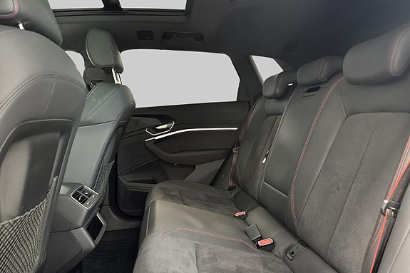 Audi Q8 e-tron 10 of 29