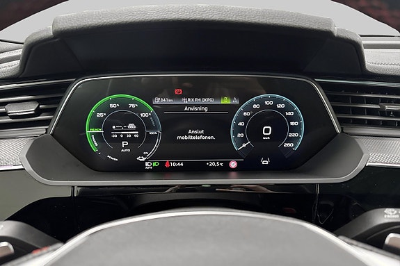 Audi Q8 e-tron 13 of 29