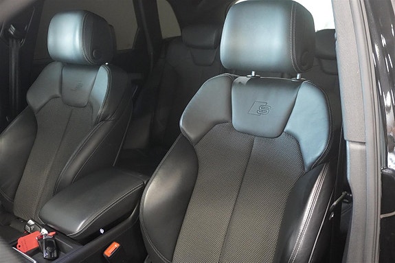 Audi Q5 12 of 18