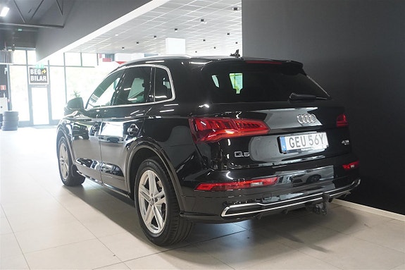 Audi Q5 4 of 18