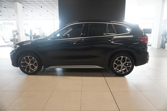 BMW X1 3 of 16