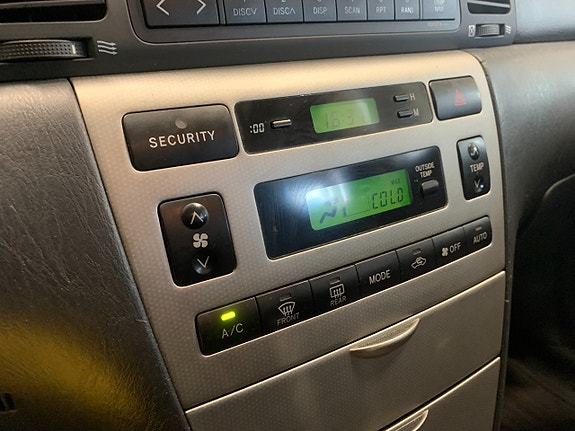 Toyota Corolla 13 of 14
