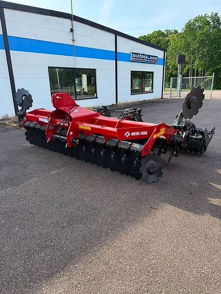 Metal-Fach U740/40 – Tallriksredskap (4,0 m) 5 of 10