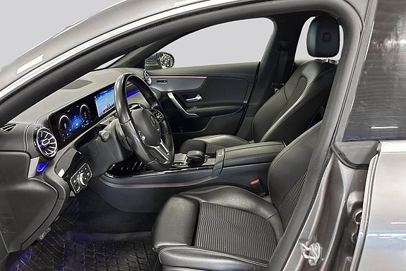 Mercedes-Benz CLA250 e 8 of 17