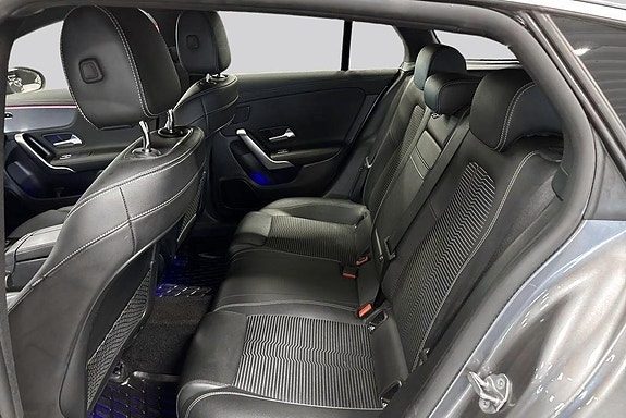 Mercedes-Benz CLA250 e 9 of 17