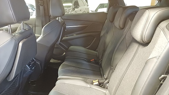 Peugeot 5008 6 of 12